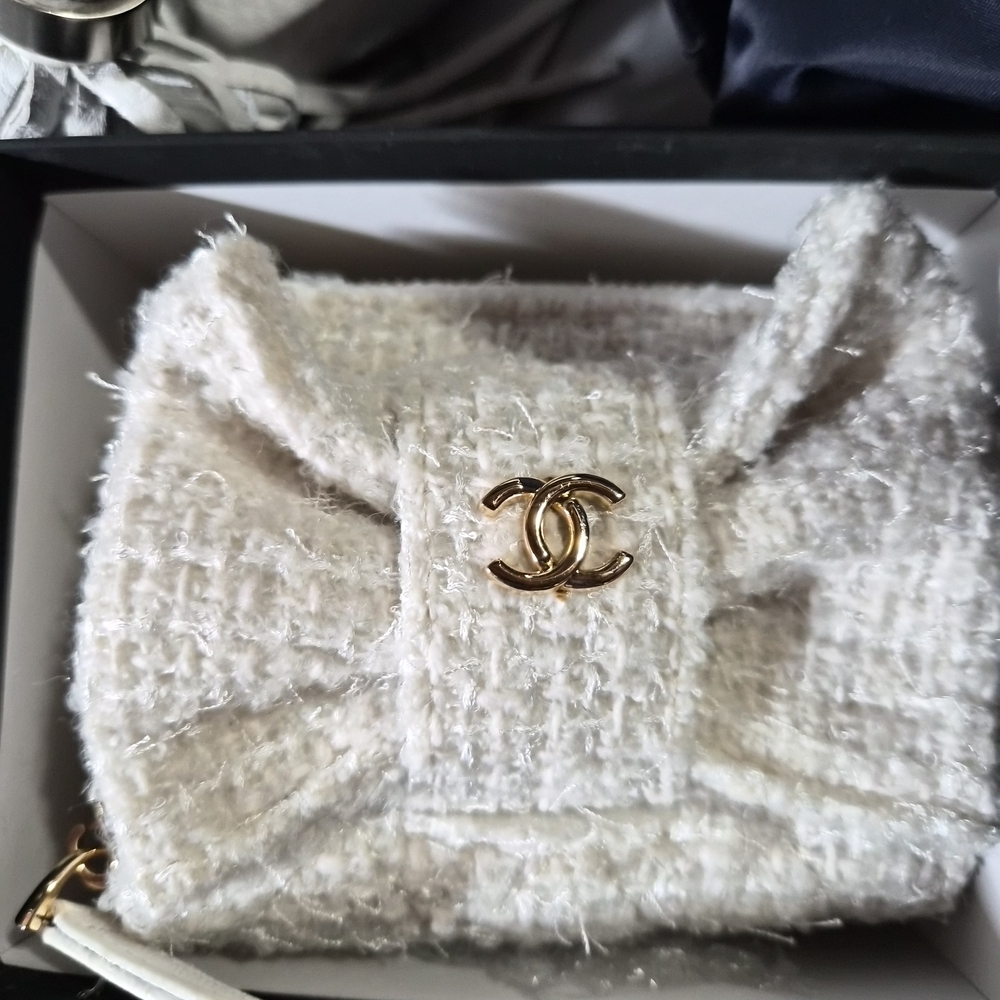 Chanel Cream Tweed Women's Bag